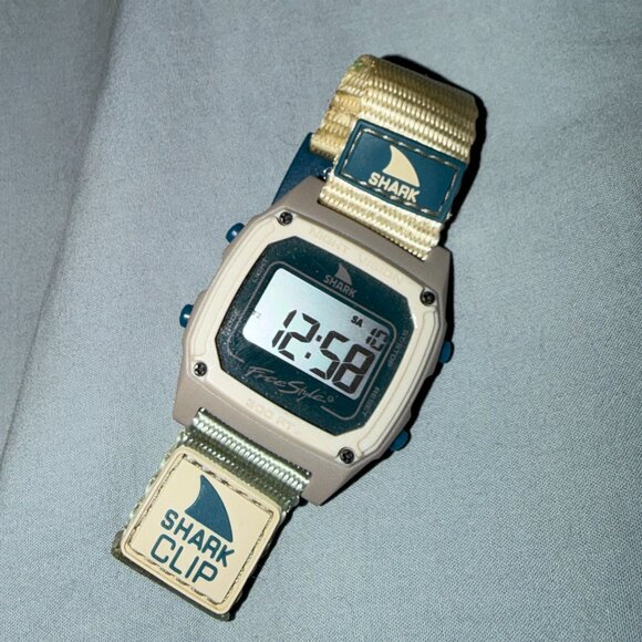 Freestyle Shark Classic Clip Watch - Cool Shore - Picture 2 of 5